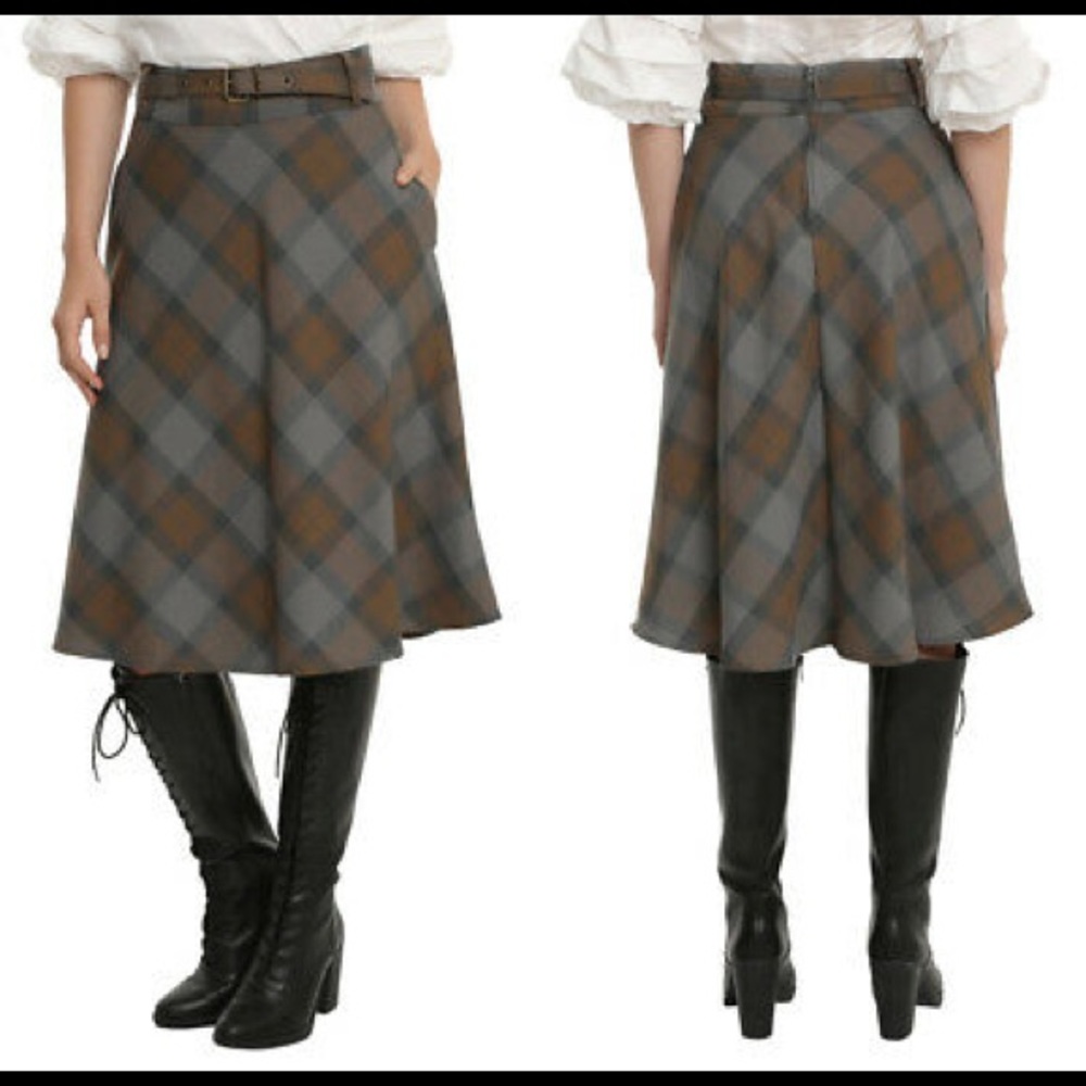 ISO Outlander Circle Skirt
